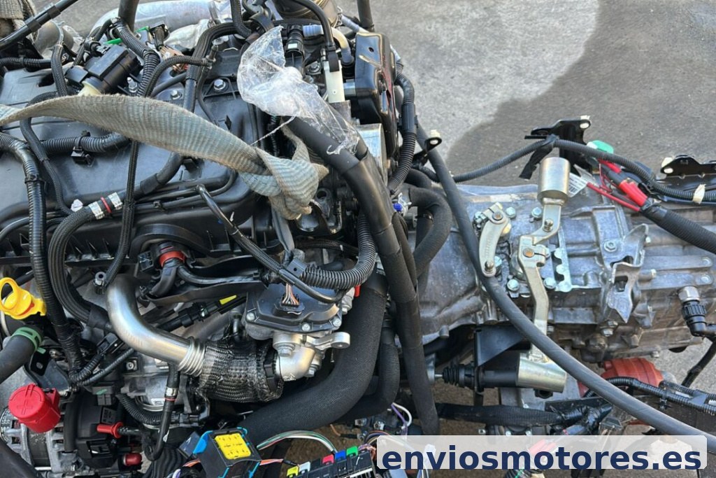 Motor de segunda mano tracción trasera Nissan Interstar 2.3 dCi completo con caja de cambios – Código M9T E710 — foto 2